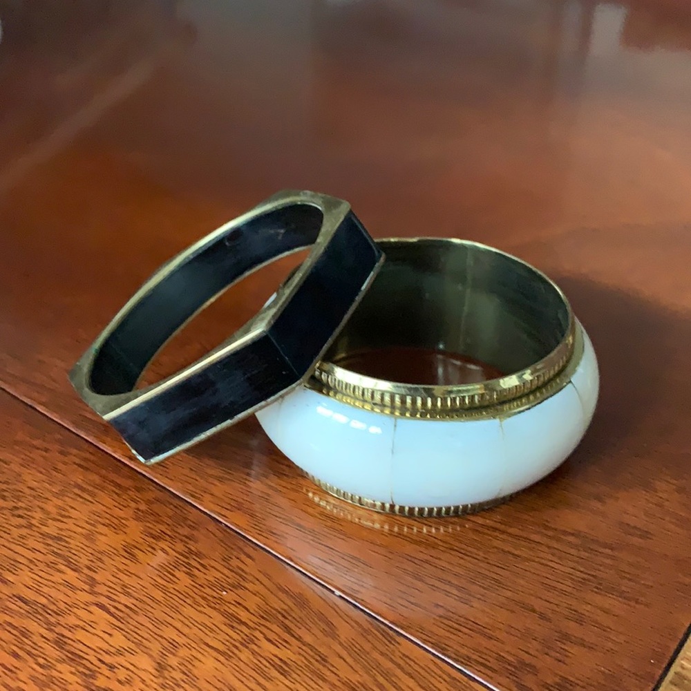 2 vintage bracelets